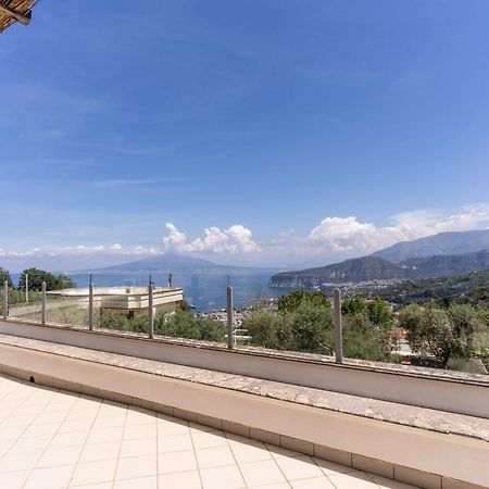 Villa Milena Modern Elegance Views And Guest Services Sorrento Kültér fotó